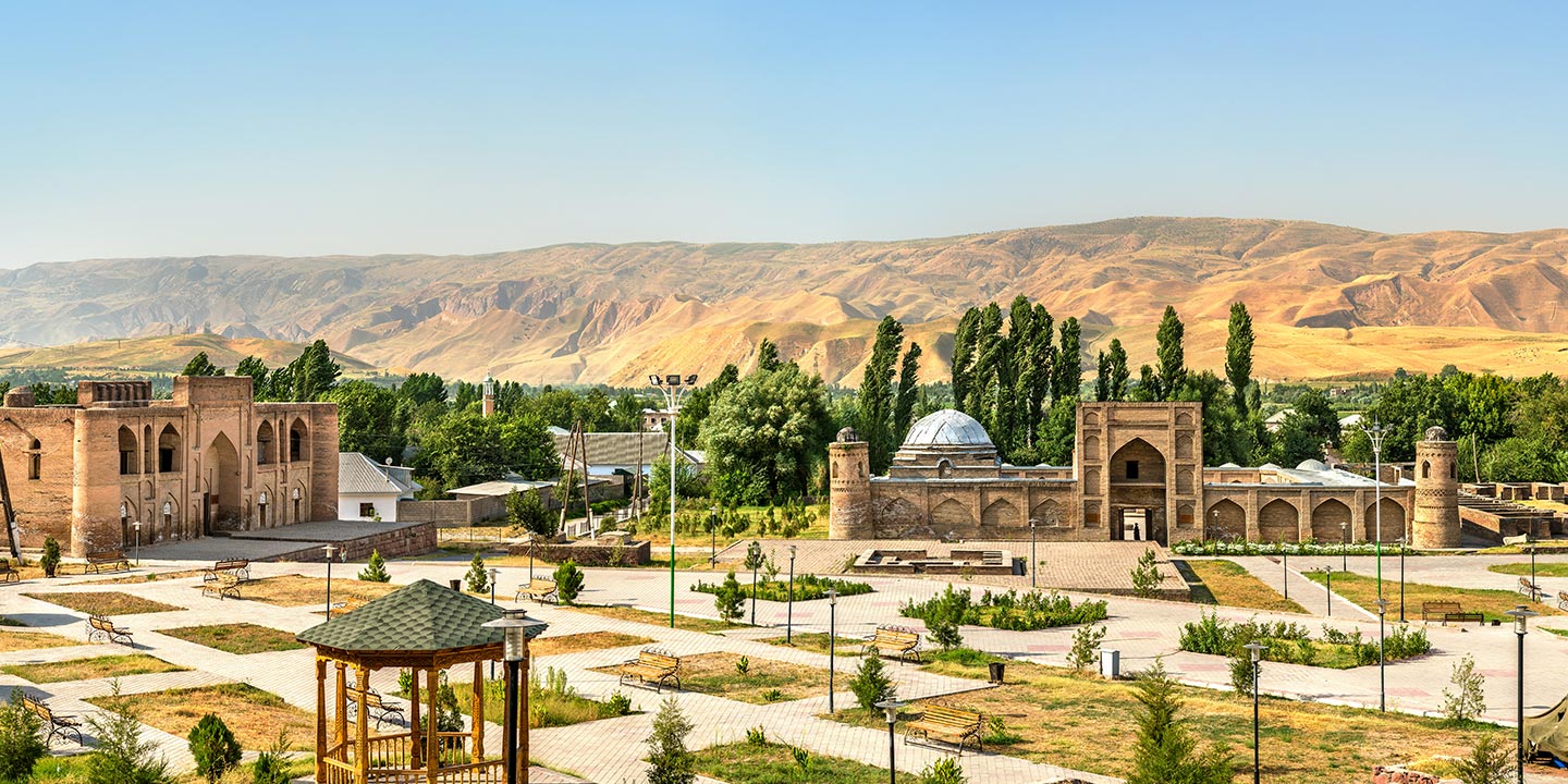Город турсунзаде таджикистан фото