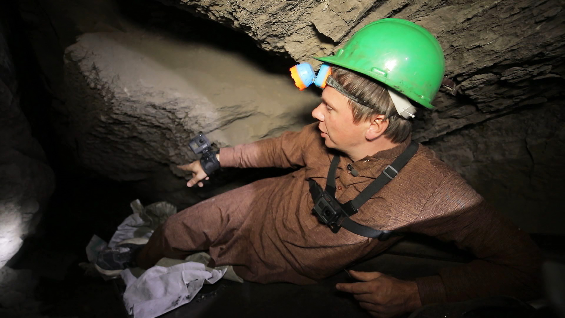Дмитрий комаров в шахте в Пакистане